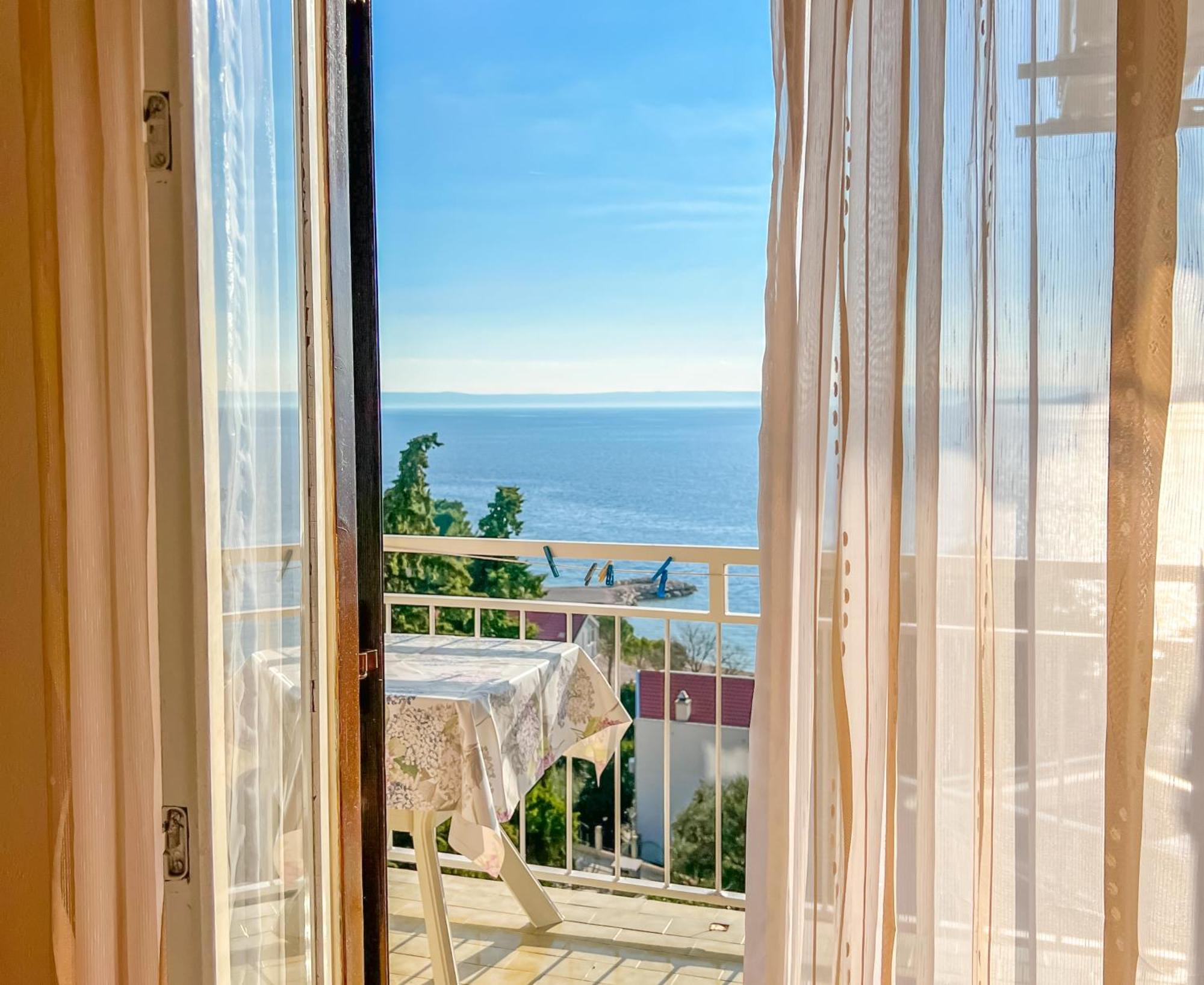 Seaside Apartments And Rooms Baska Voda Bagian luar foto