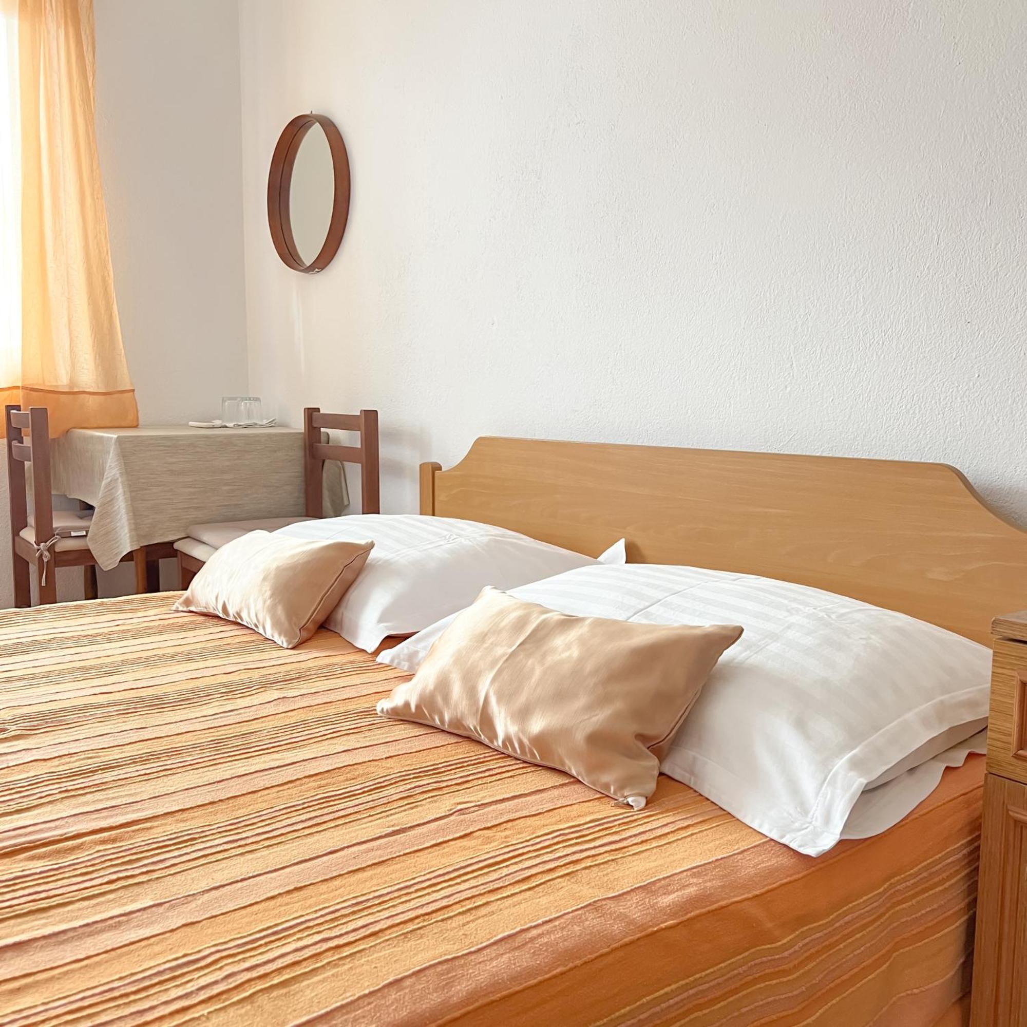 Seaside Apartments And Rooms Baska Voda Bagian luar foto